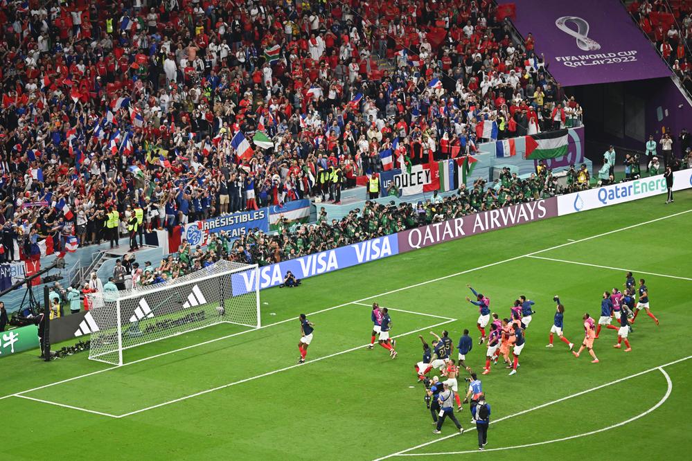 C7娱乐-势均力敌并肩作战